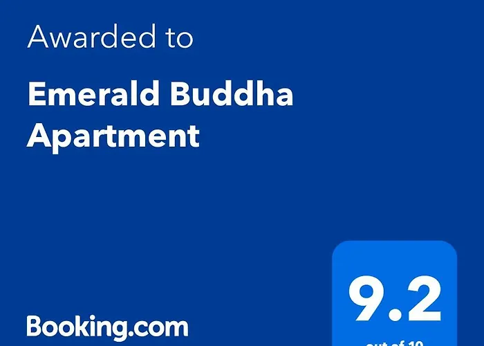 Emerald Buddha Apartment