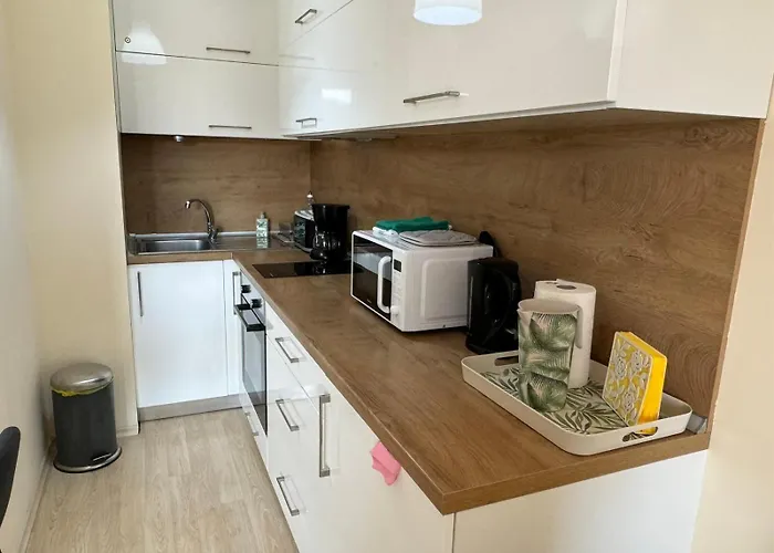 Emerald Buddha Bansko