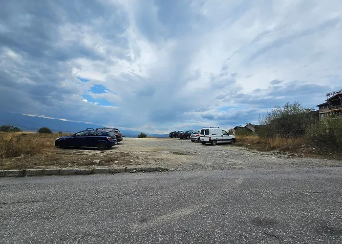 Emerald Buddha Bansko